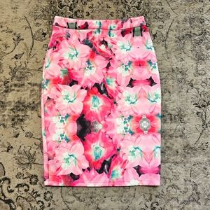 Portmans pretty floral printed Scuba pencil skirt